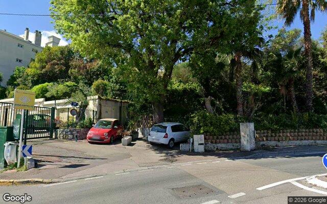 Façade : 37 avenue du Chataignier 6600 Antibes, Antibes